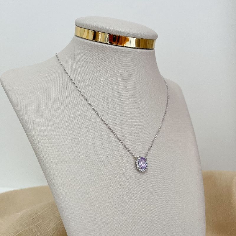 Gargantilha Prata Pedra Lilás Cravejada 7x5mm