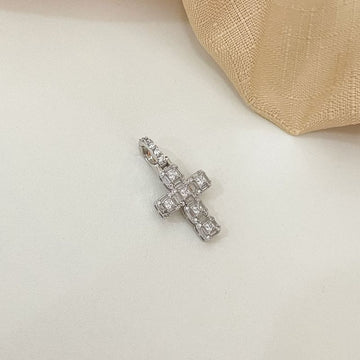 Pingente Prata Cruz em Pedras 2mm