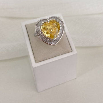 Anel Prata Coração Amarelo 12mm