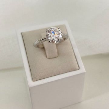 Anel Prata Solitário Moissanite 8mm