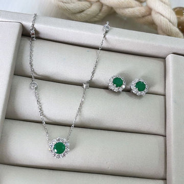 Conjunto Prata Pedra Verde Cravejado