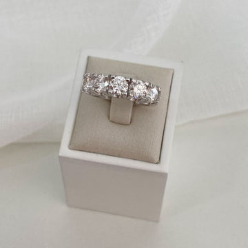 Anel Prata Meia Aliança 5p 5mm Moissanite