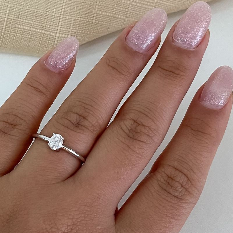 Anel Prata Solitário Oval Moissanite 4.5mm