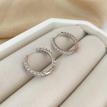 Argola Prata Cravejada 2mm