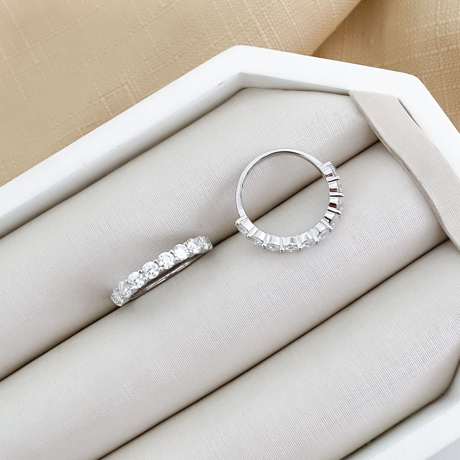 Anel Prata Meia Aliança 10p 3mm Moissanite
