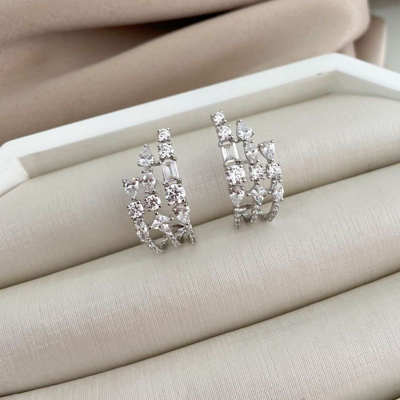 Brinco Prata Earcuff em Pedras
