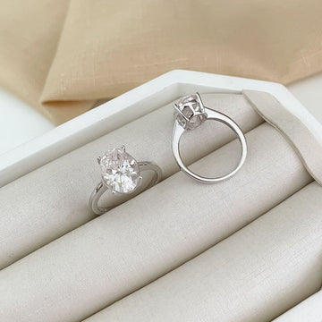 Anel Prata Solitário 9x13mm Moissanite
