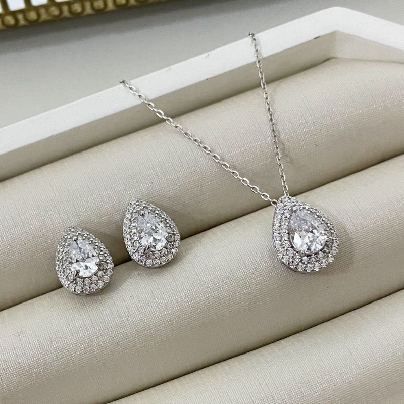 Conjunto Prata Gota Cravejado 7 8mm 45cm