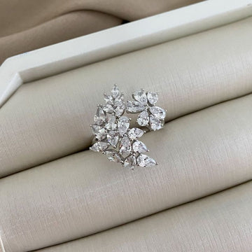 Anel Prata em Pedras Cristais 3mm