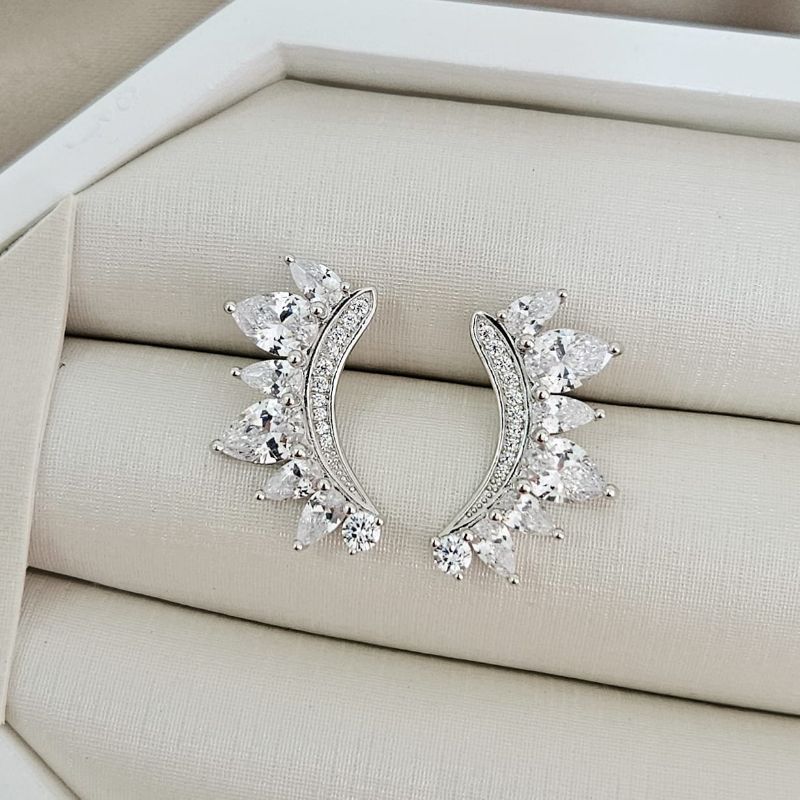 Brinco Prata Earcuff em Pedras