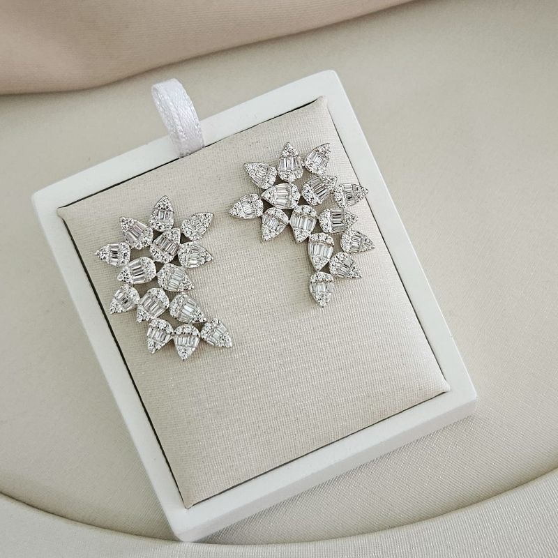Brinco Prata Earcuff Cristal 1mm