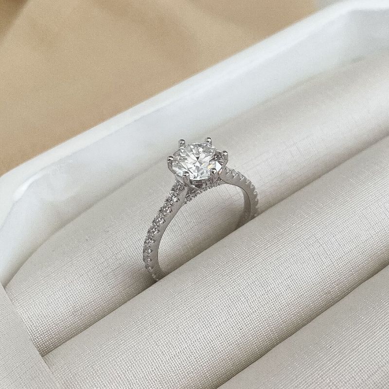 Anel Prata Solitário 8mm Moissanite