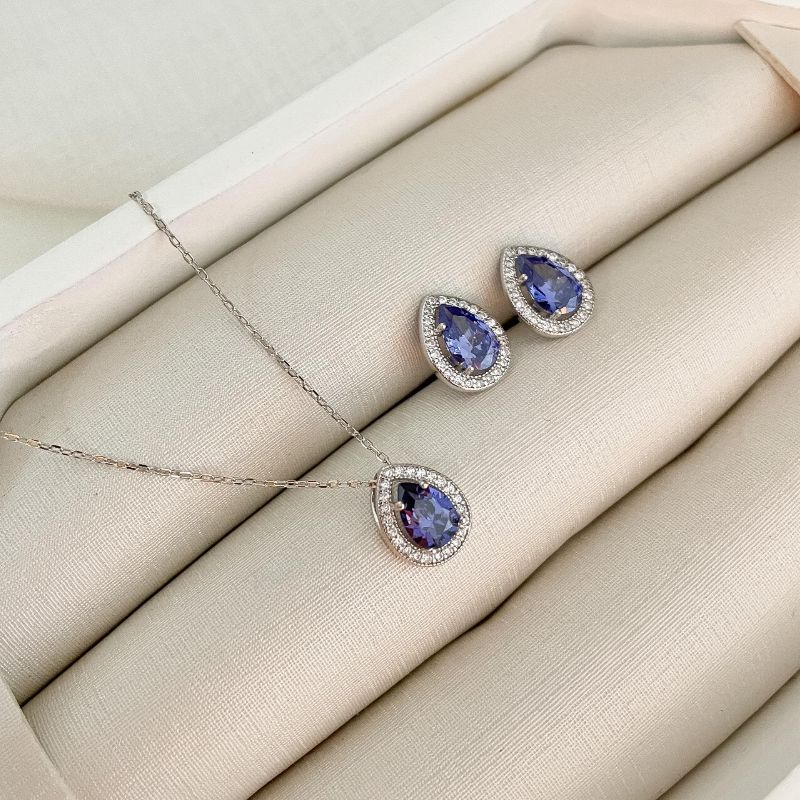Conjunto Prata Gota Roxa Cravejada 5mm